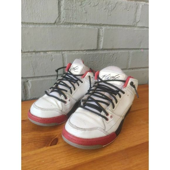 Nike Air Jordan Flight Origin Youth Sz 13C White Black Red Shoes 602669-101 - Picture 2 of 6